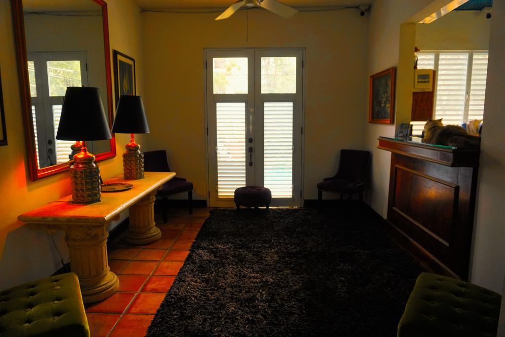 At Wind Chimes Boutique Hotel 산후안 외부 사진